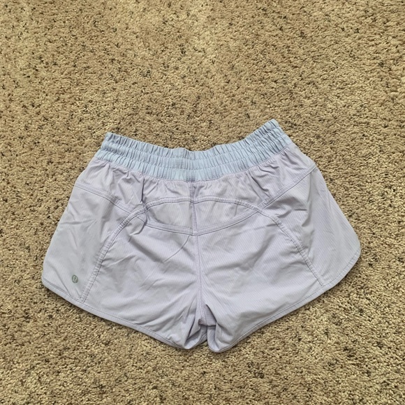 Lululemon Tracker IV shorts - Picture 2 of 6